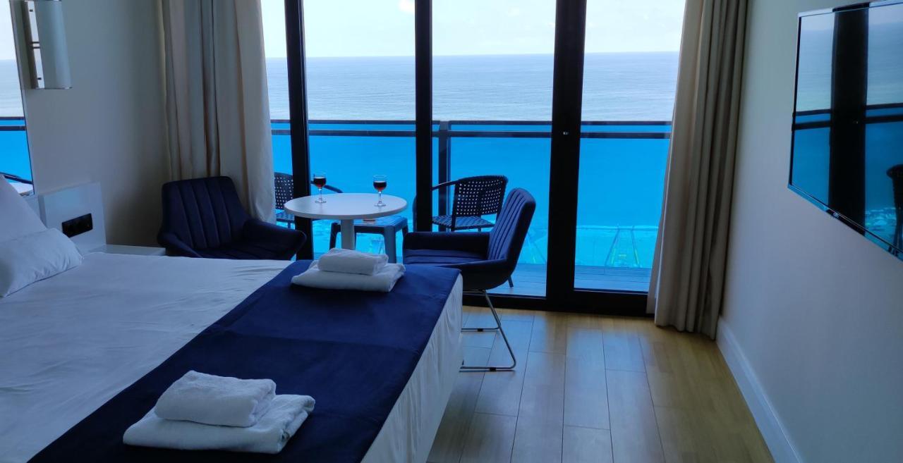 Only Front Sea View, No Side View, Wonderful Panorama, High Floor, Location Guarantee Aparthotel Μπατούμι Εξωτερικό φωτογραφία