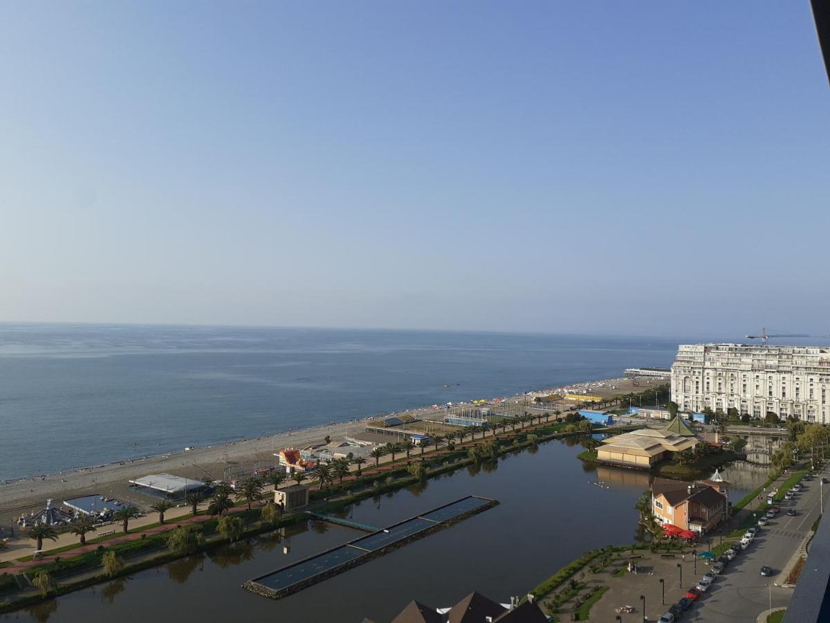 Only Front Sea View, No Side View, Wonderful Panorama, High Floor, Location Guarantee Aparthotel Μπατούμι Εξωτερικό φωτογραφία
