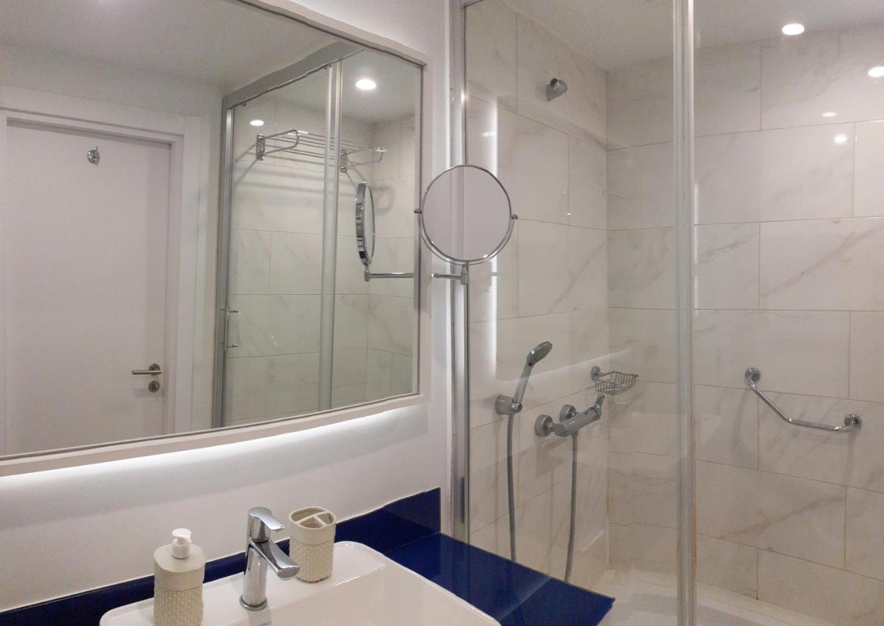 Only Front Sea View, No Side View, Wonderful Panorama, High Floor, Location Guarantee Aparthotel Μπατούμι Εξωτερικό φωτογραφία