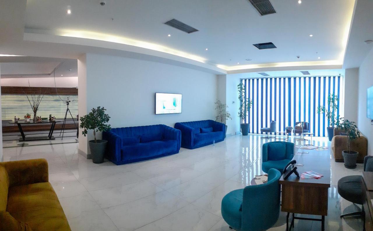 Only Front Sea View, No Side View, Wonderful Panorama, High Floor, Location Guarantee Aparthotel Μπατούμι Εξωτερικό φωτογραφία